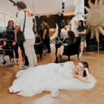 Афра Сарачоглу выложила новые фотографии в свадебном платье Сейран из сериала "Зимородок" 
